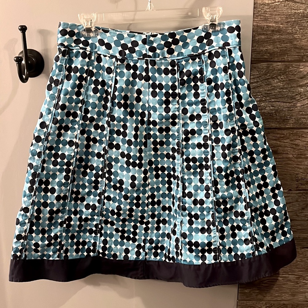 Cute A-line dot skirt!